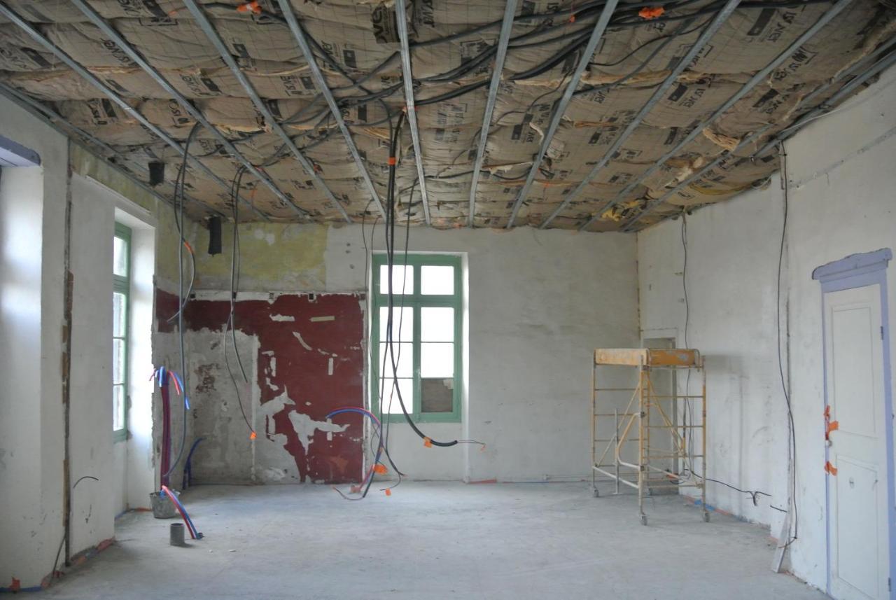 Appartement Spacieux Et Confortable La Roche-de-Glun ภายนอก รูปภาพ